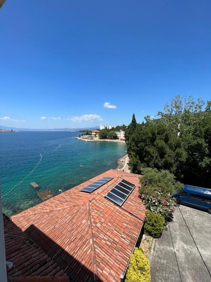 Bed&Breakfast Villa Eva Омишаль Экстерьер фото
